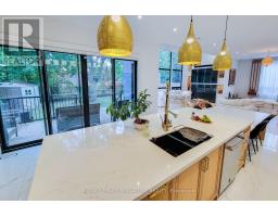 518 Sherin Drive, Oakville, ON L6L4J8 Photo 10