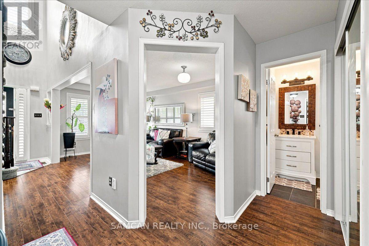 12 HOLLINRAKE AVENUE - 7