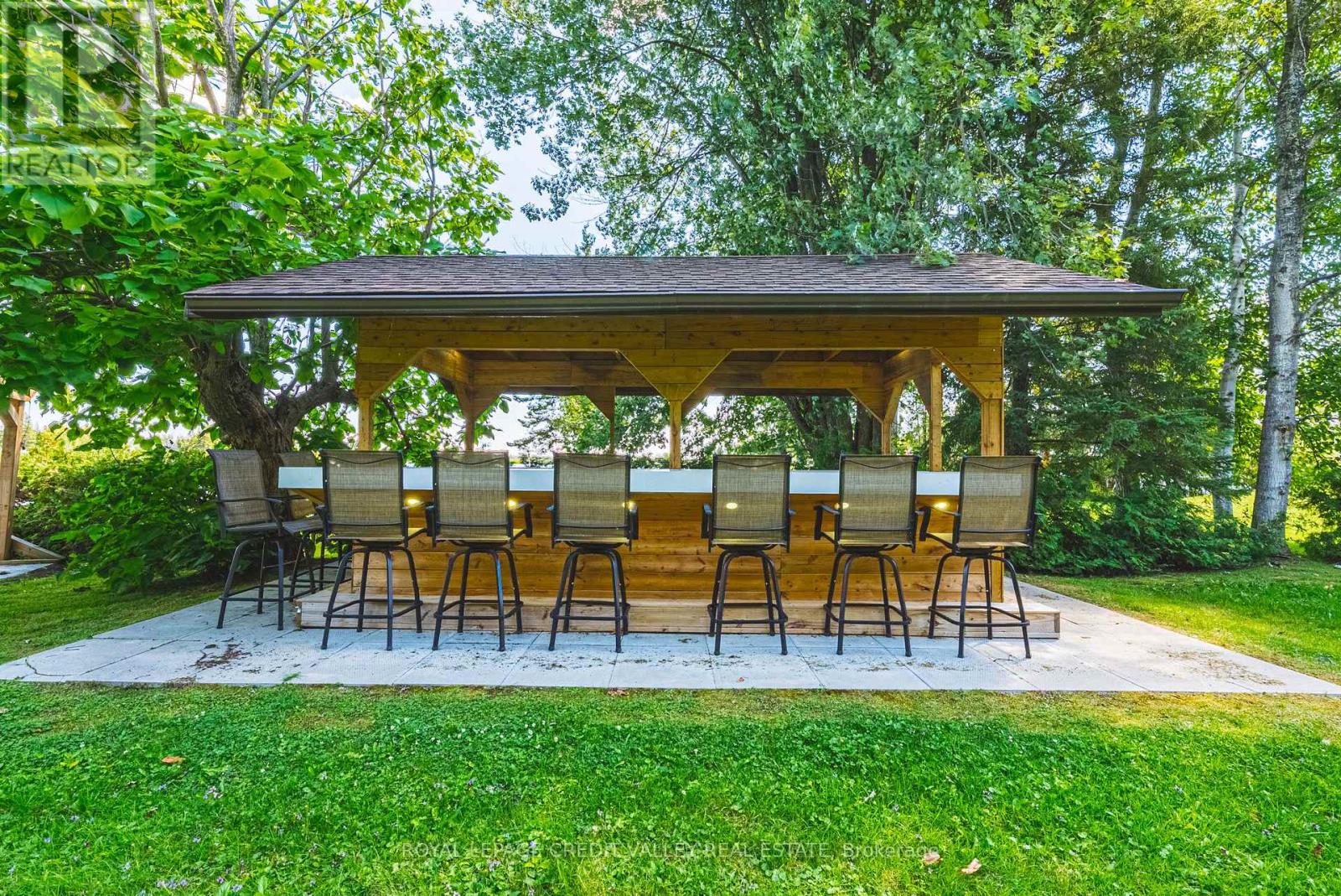 8 EWEN STREET - 44
