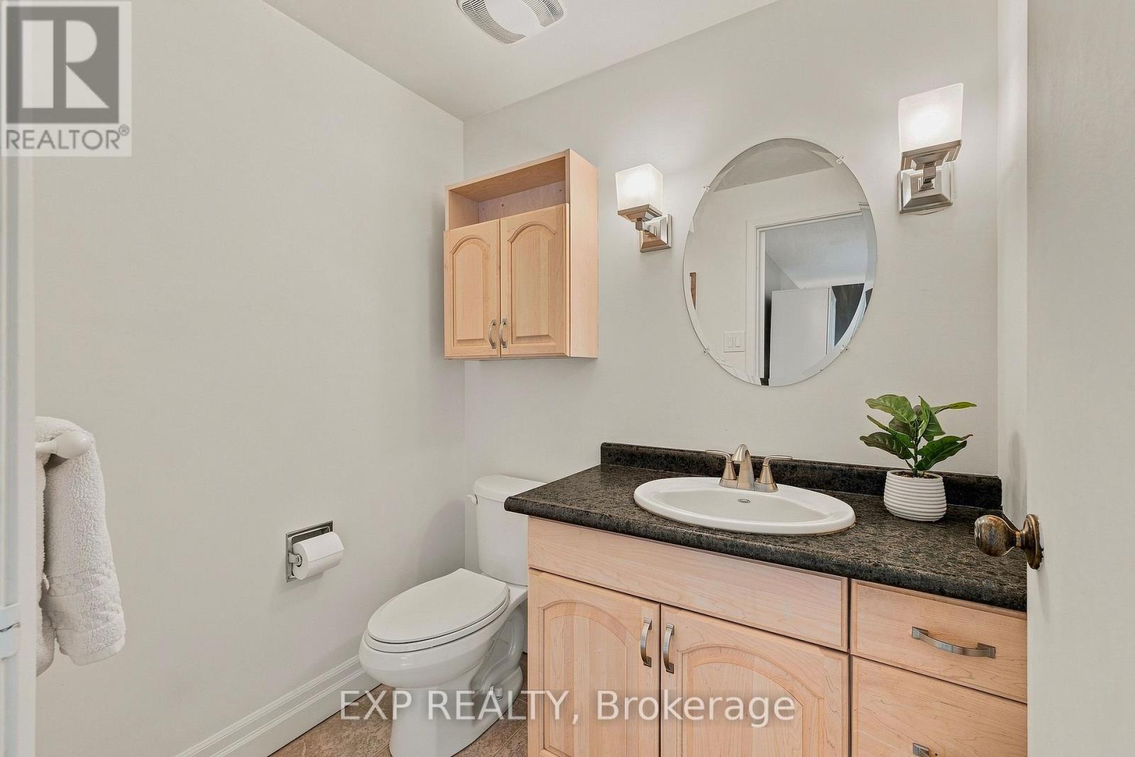 #13 220 SALISBURY AVENUE - Image 17