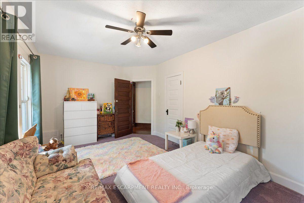 4917 KING STREET E - 22