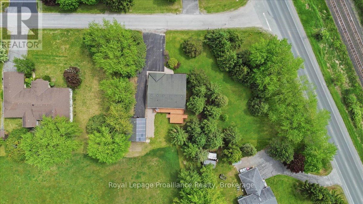 12 EXPERIMENTAL FARM ROAD - 44