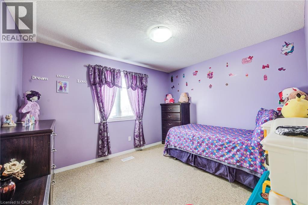 124 UDVARI Crescent - Image 18