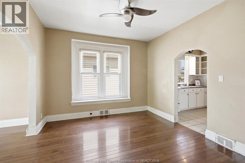 924 MARENTETTE AVENUE - 10