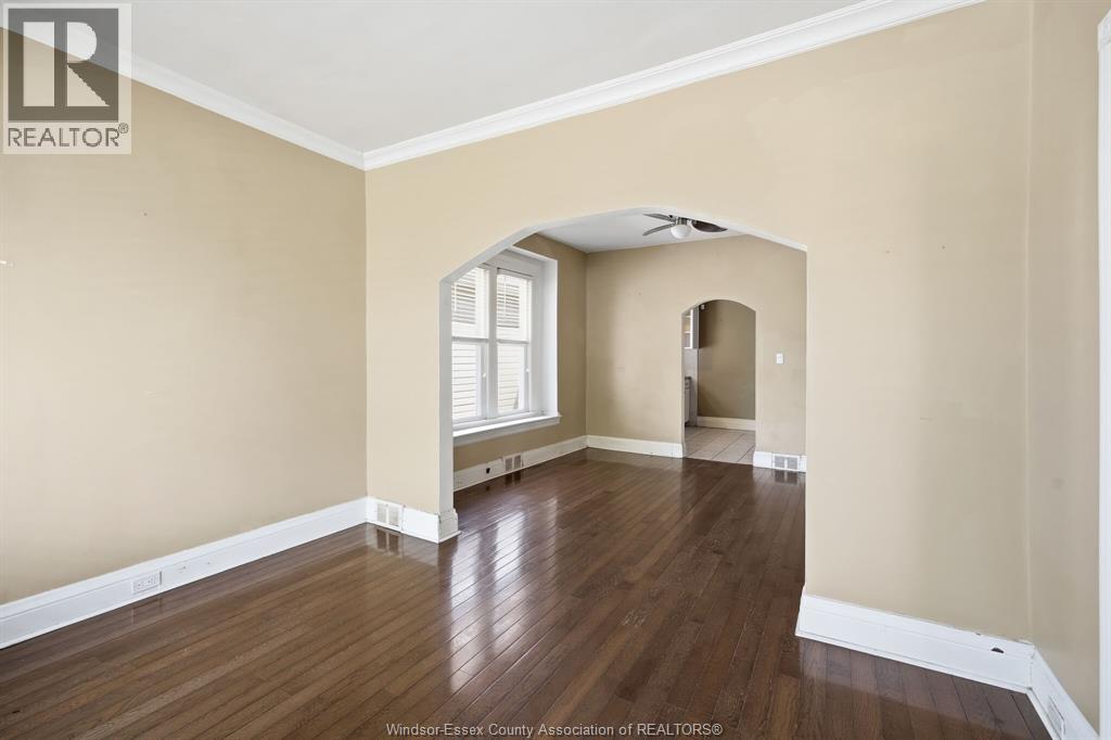 924 MARENTETTE AVENUE - Image 7