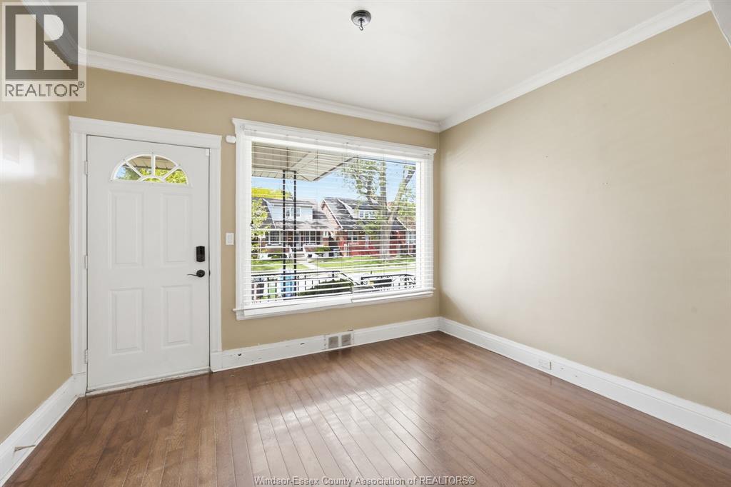 924 MARENTETTE AVENUE - 4