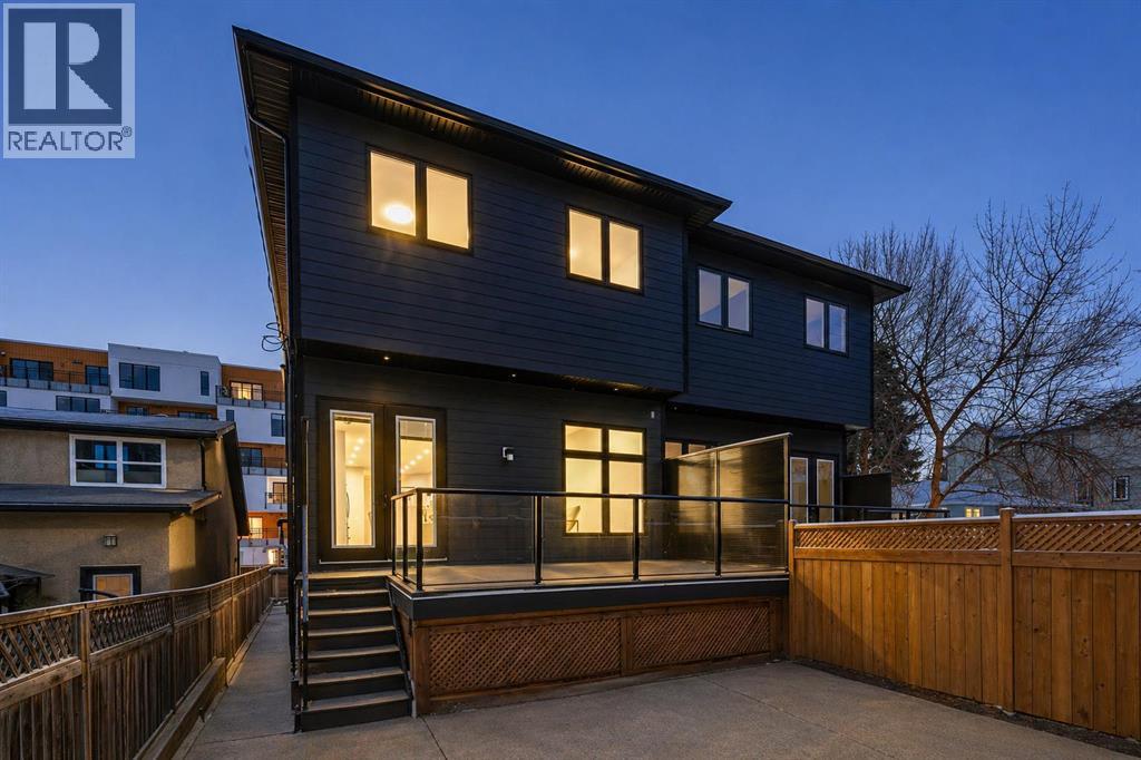 1413 27 Street SW - 41