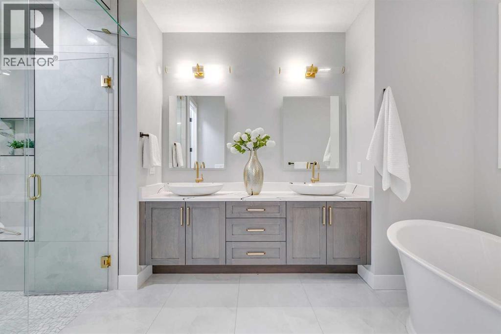 1413 27 Street SW - 23