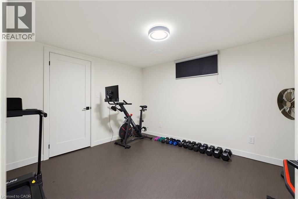 282 ROBINA Road - Image 38