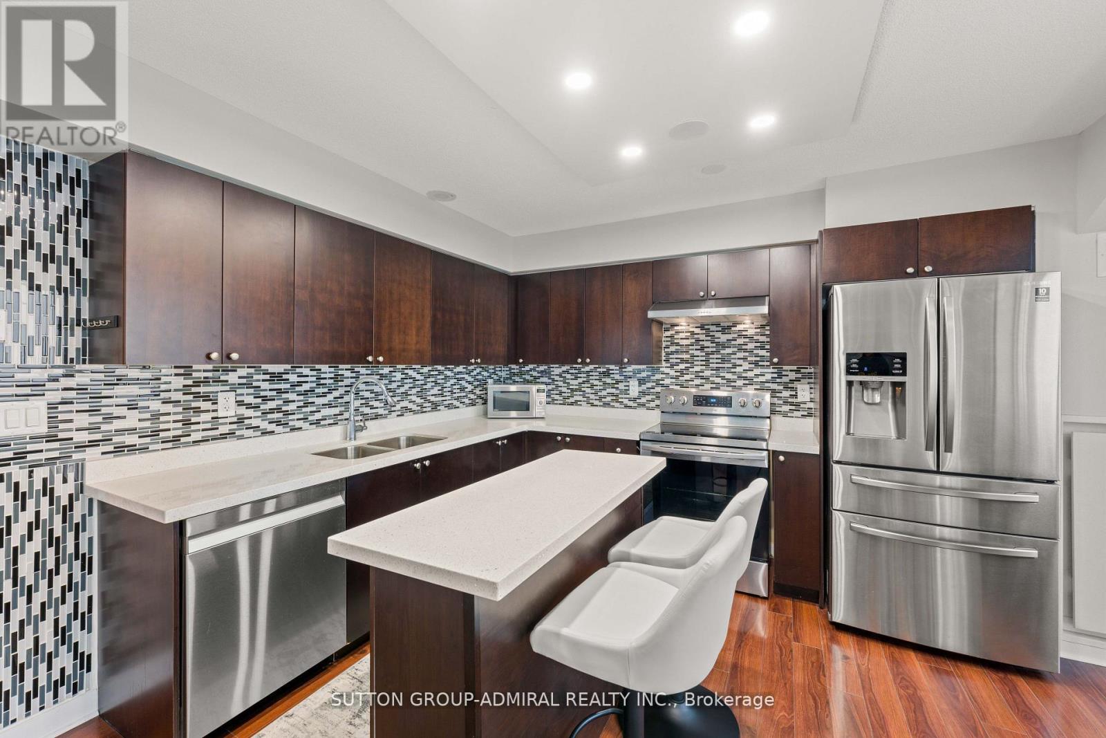 #2513 155 LEGION ROAD N - 8