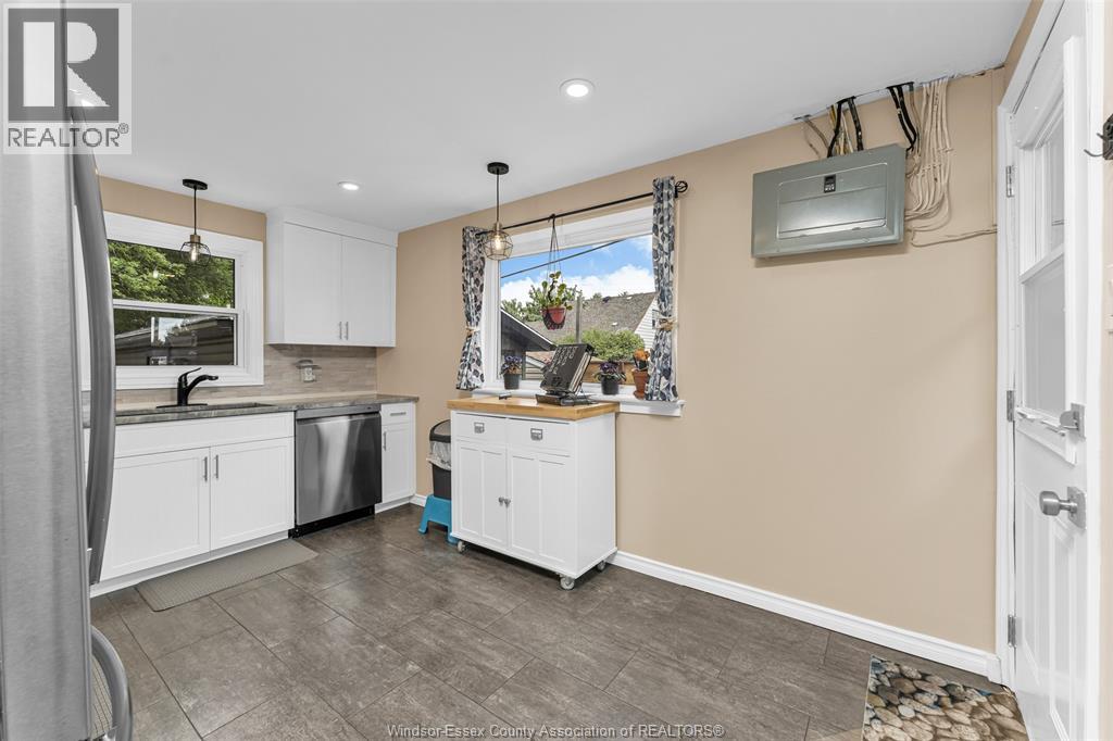 191 LAIRD AVENUE - Image 15