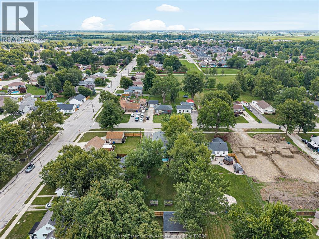 191 LAIRD AVENUE - Image 37