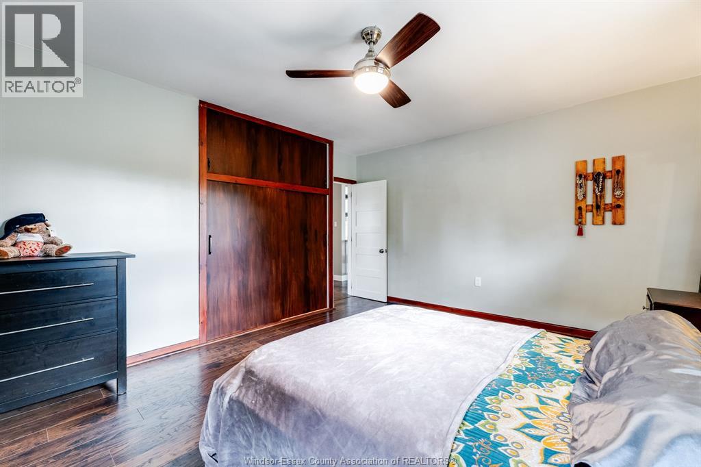 283 Ford ROAD - Image 13