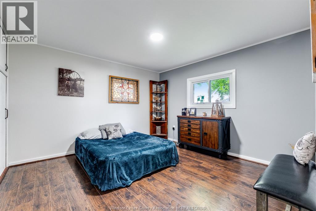 283 Ford ROAD - Image 16