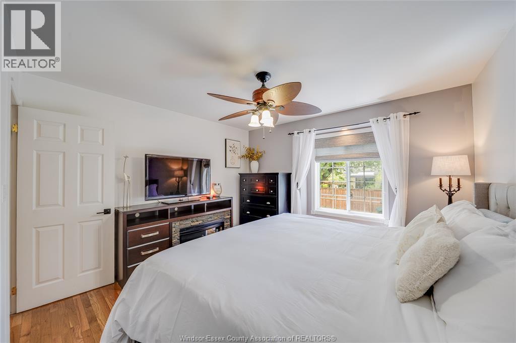1309 ELLROSE - Image 21