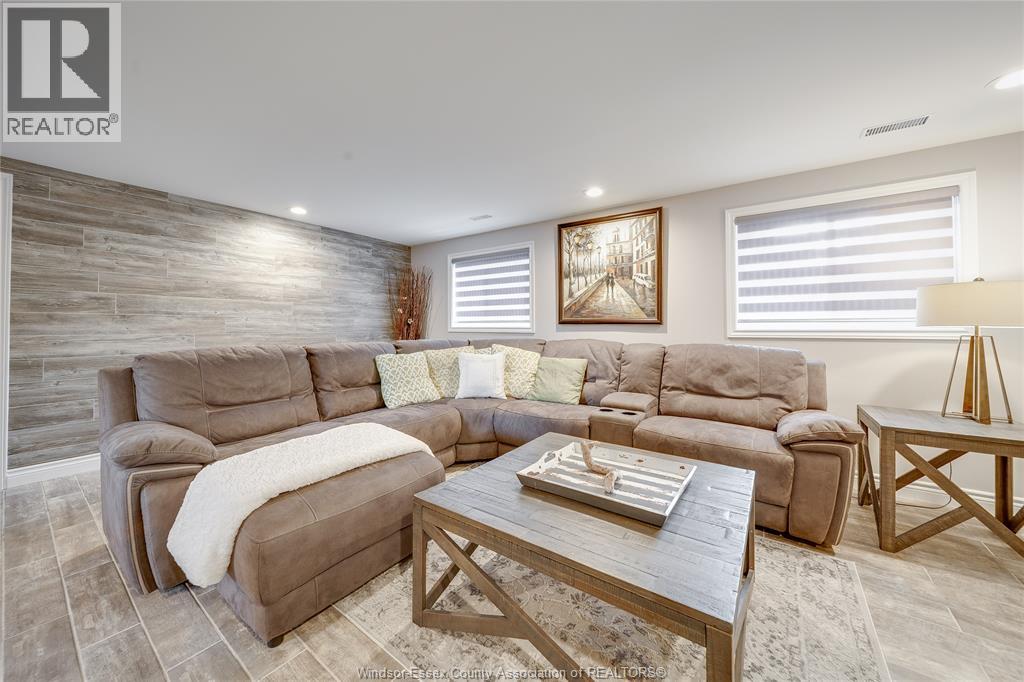 1309 ELLROSE - 28
