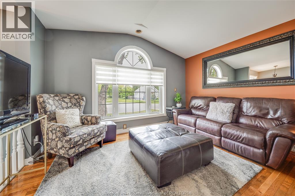 1309 ELLROSE - Image 9