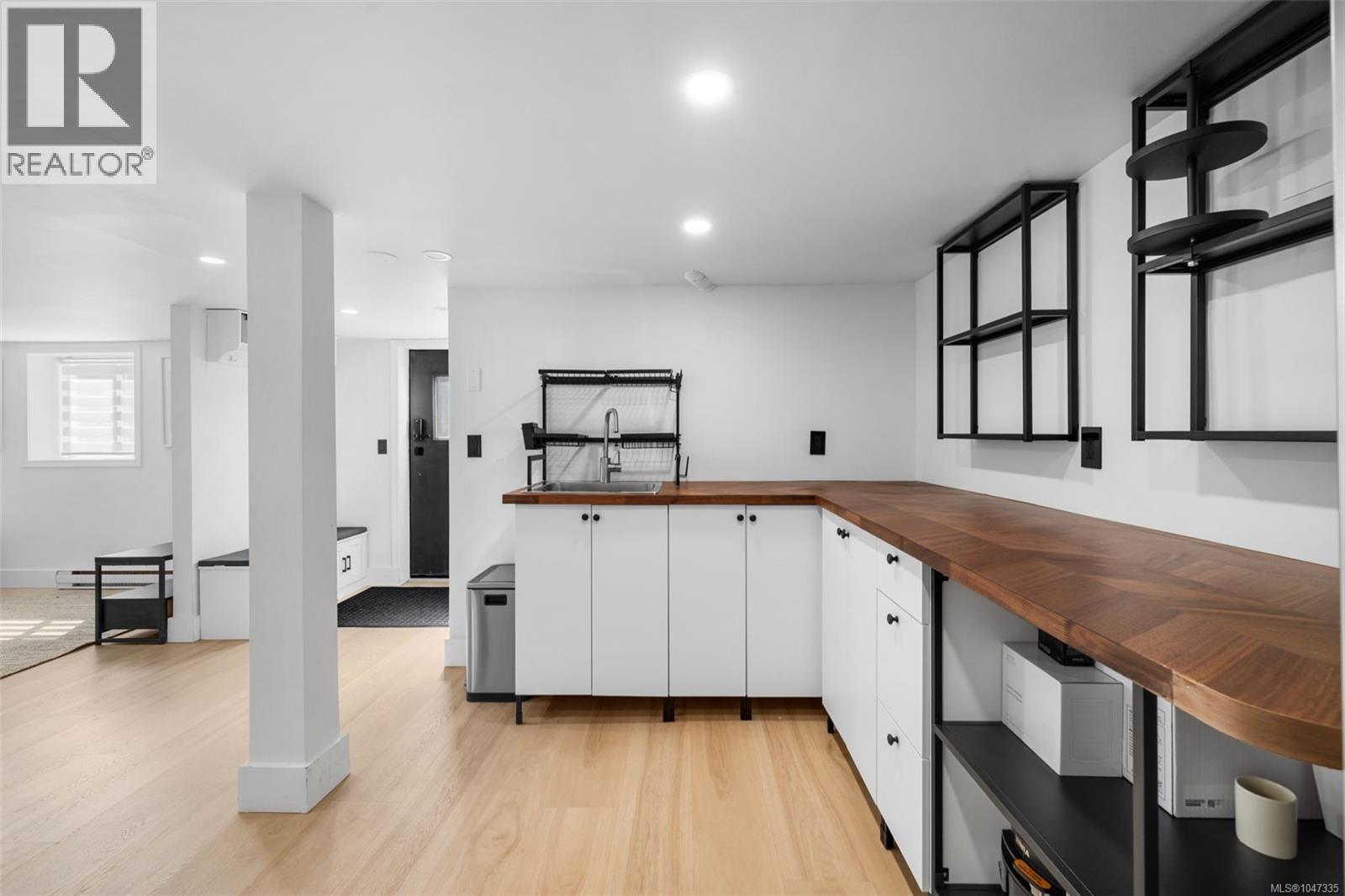 1018 Mason St - 56