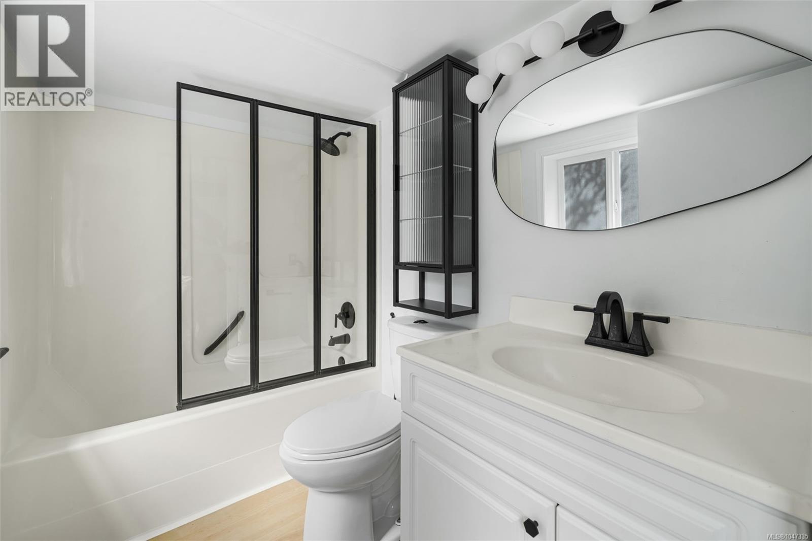1018 Mason St - 64