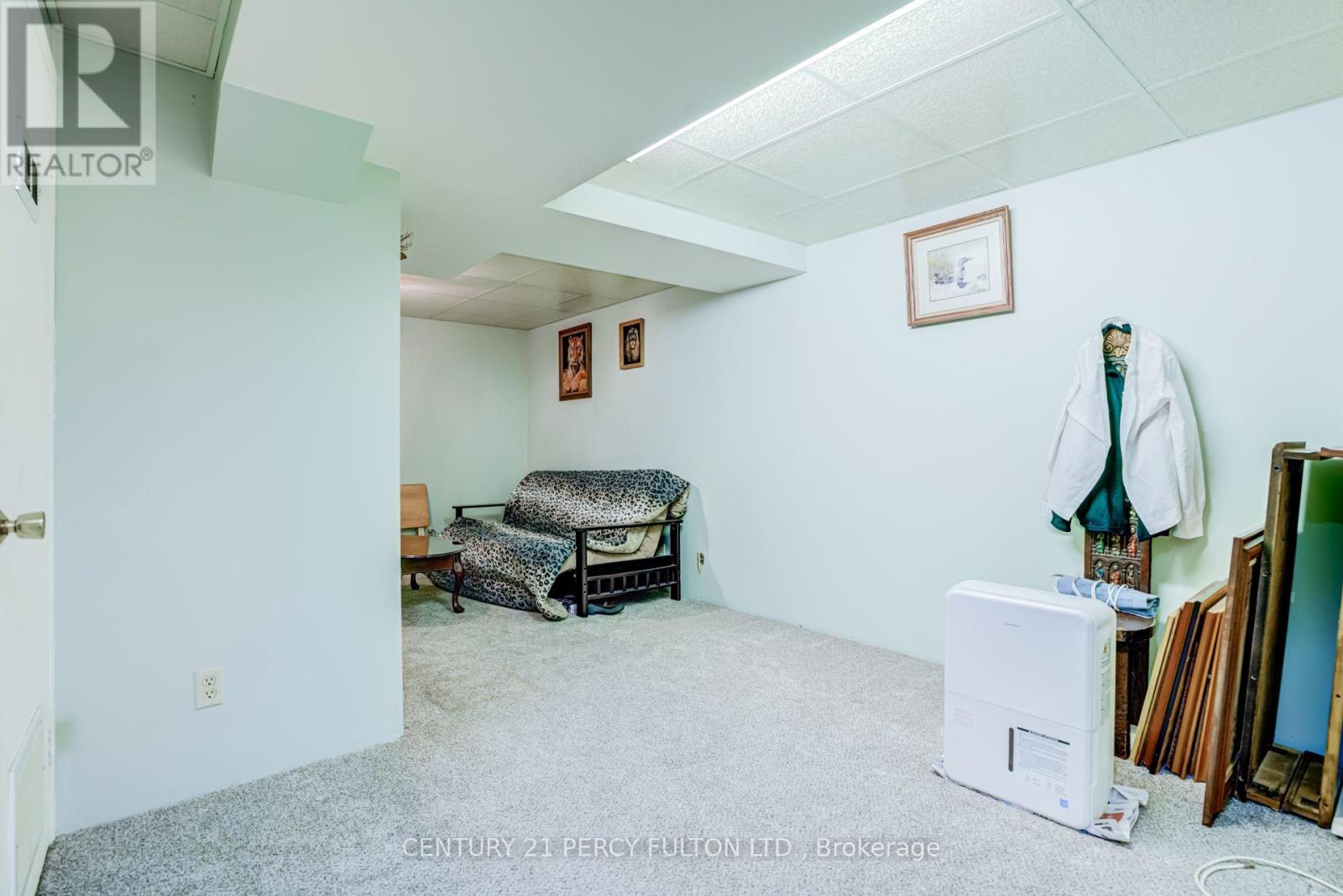 1391 ANTON SQUARE - 28