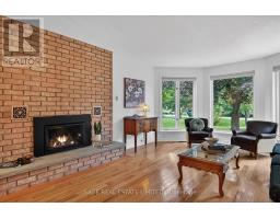Sunroom - 34 Patricia Place, Kawartha Lakes, ON K0M1A0 Photo 6