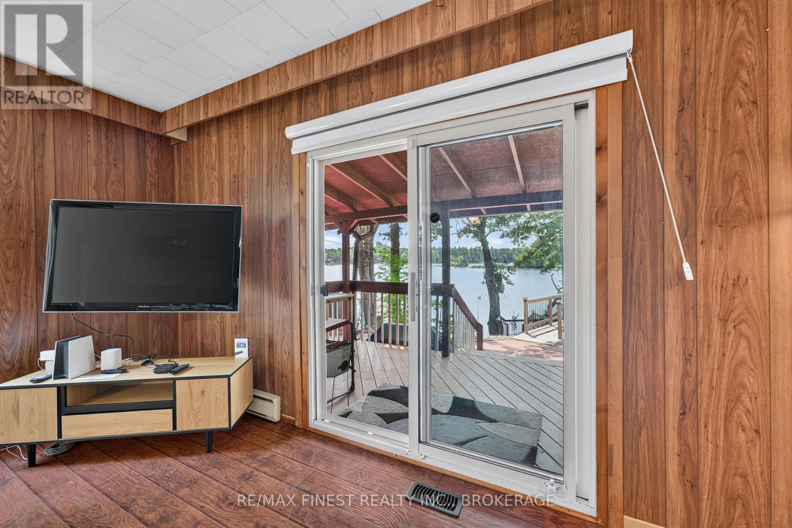 1067 ISLAND VIEW LANE E - 10