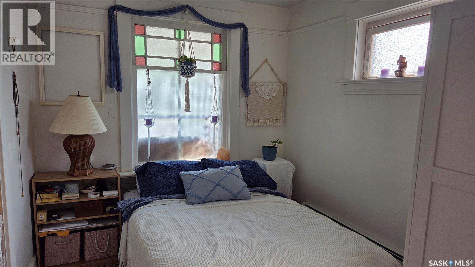 208 2nd AVENUE - 20