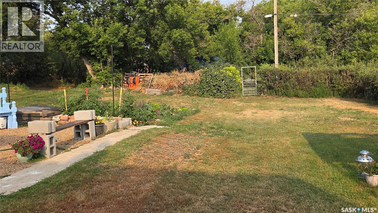 208 2nd AVENUE - 26