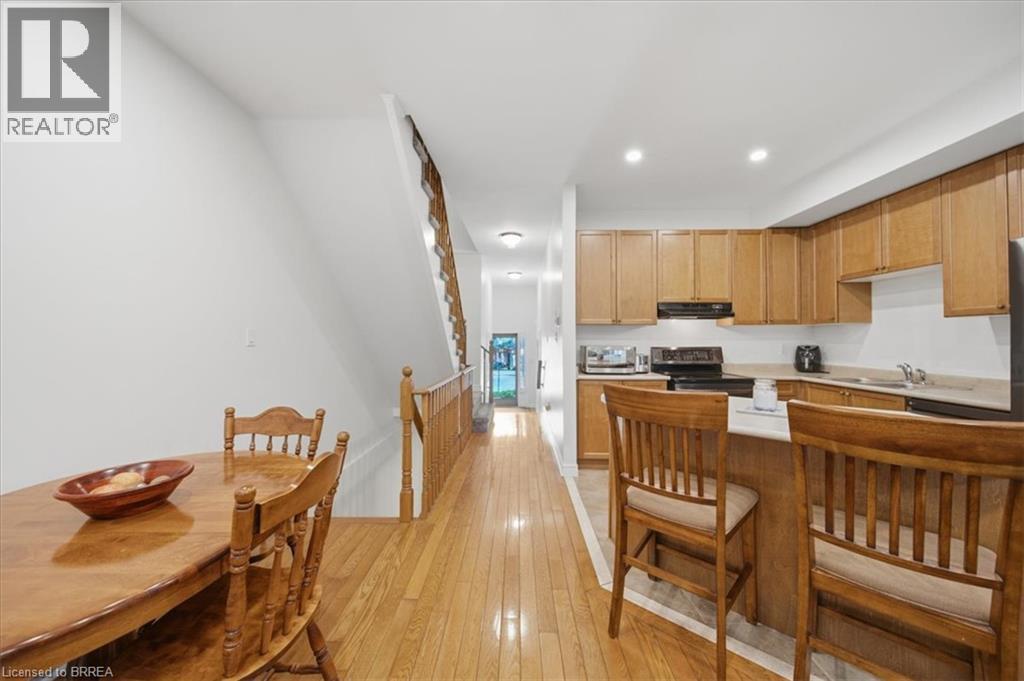 #6 120 BEDDOE Drive - 15