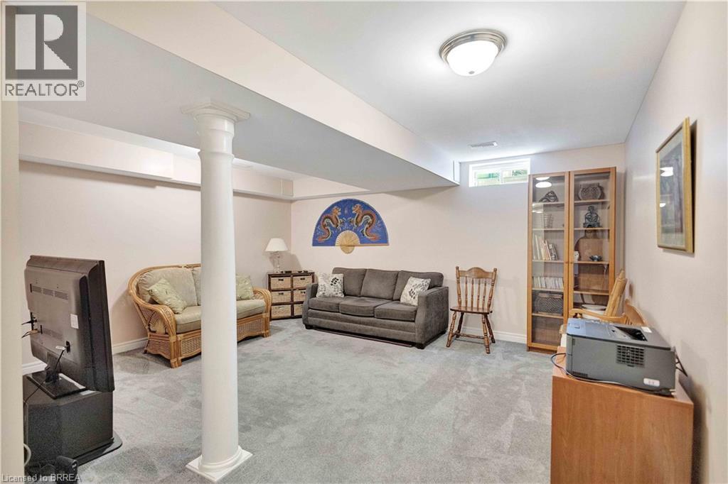 #6 120 BEDDOE Drive - 31