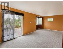 Den - 26070 Twp Rd 714, Ridgevalley, AB T0H0Y0 Photo 8