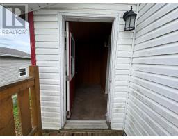 5 Watsons Road thumbnail 3