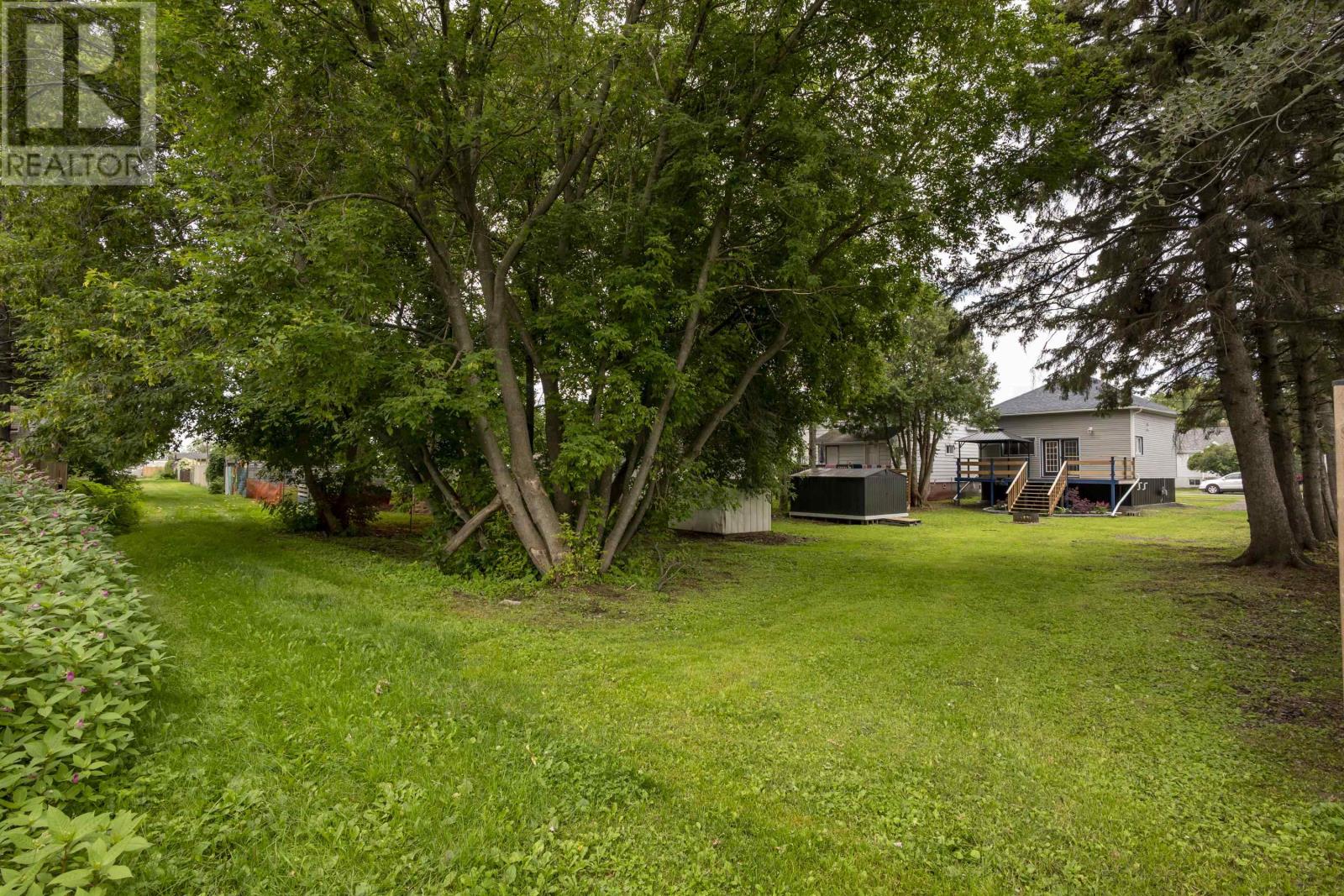 238 Angus ST - 4