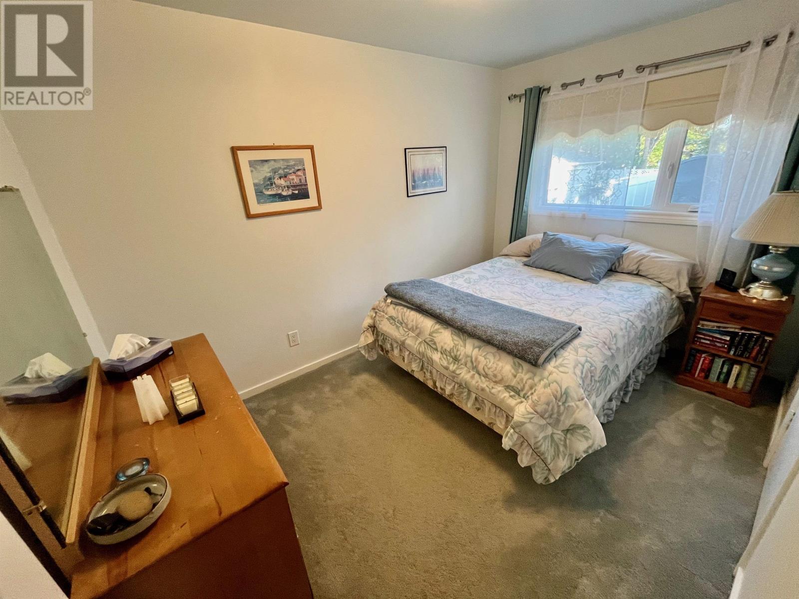 31 Ross ST - Image 13