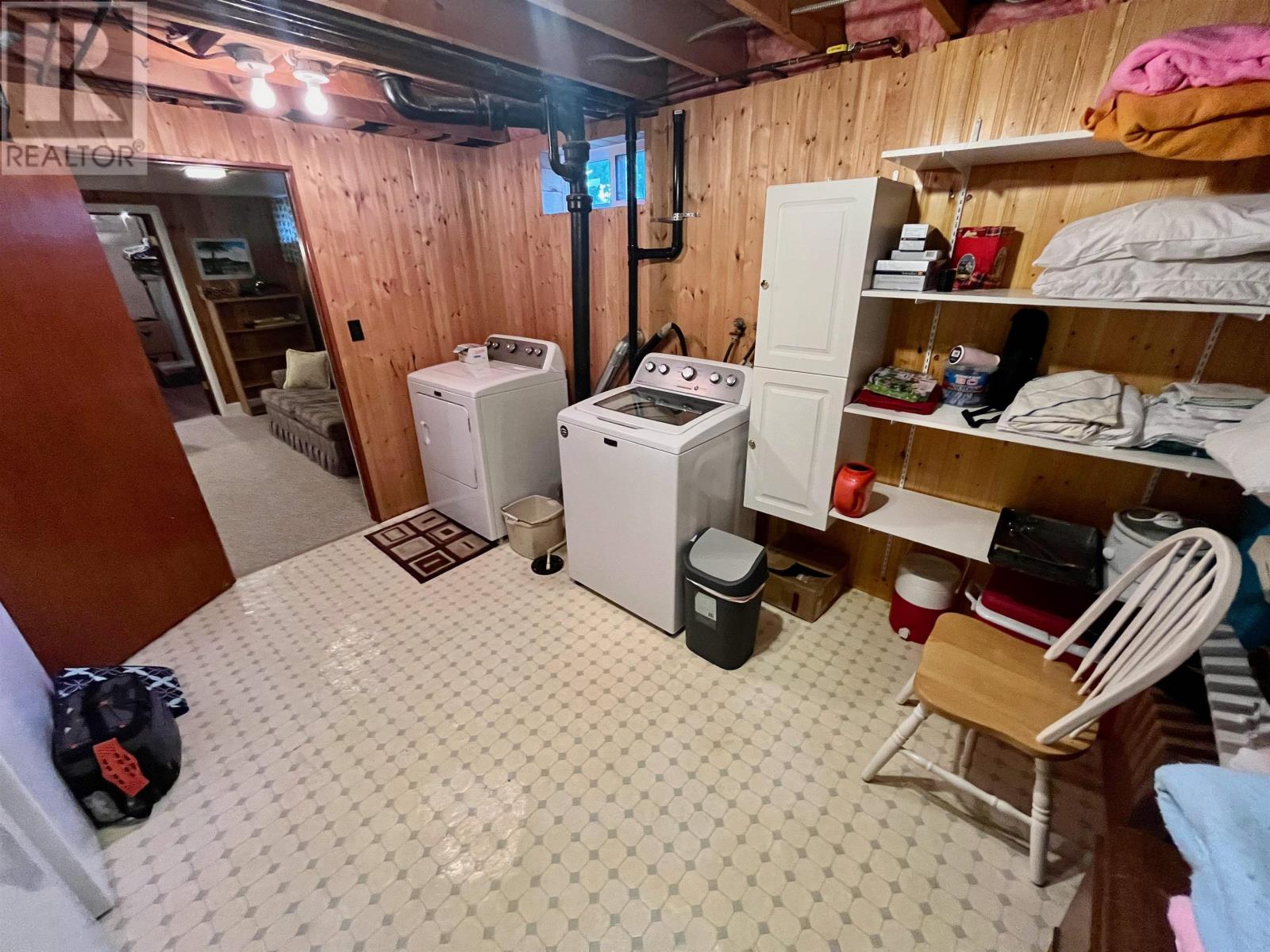 31 Ross ST - 26