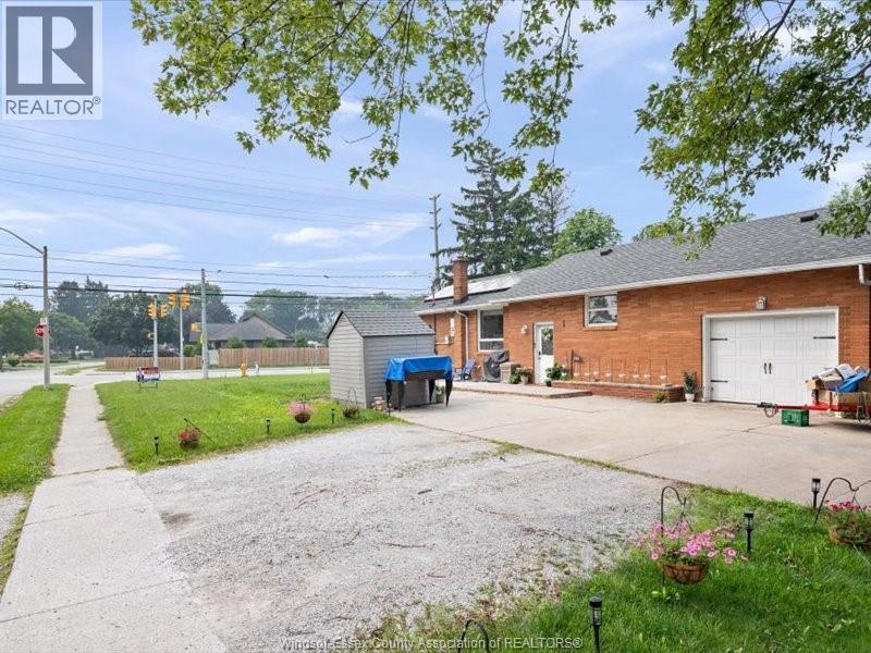 636 CABANA - Image 22