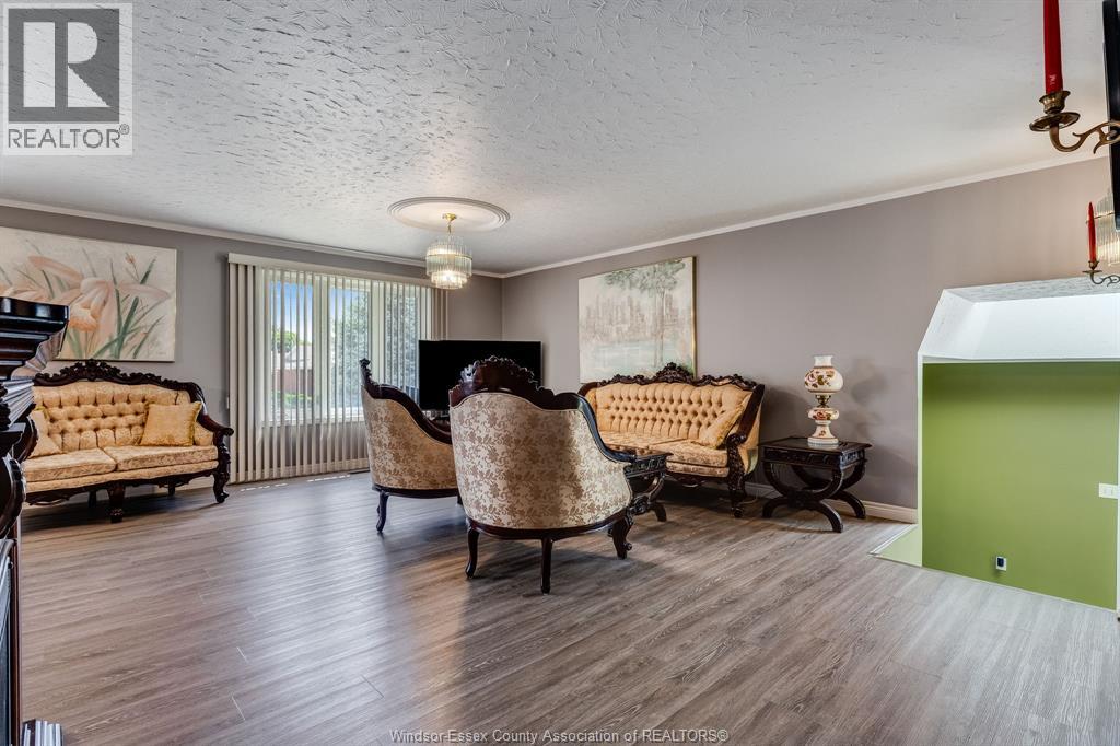 37 Elizabeth CRESCENT - Image 10