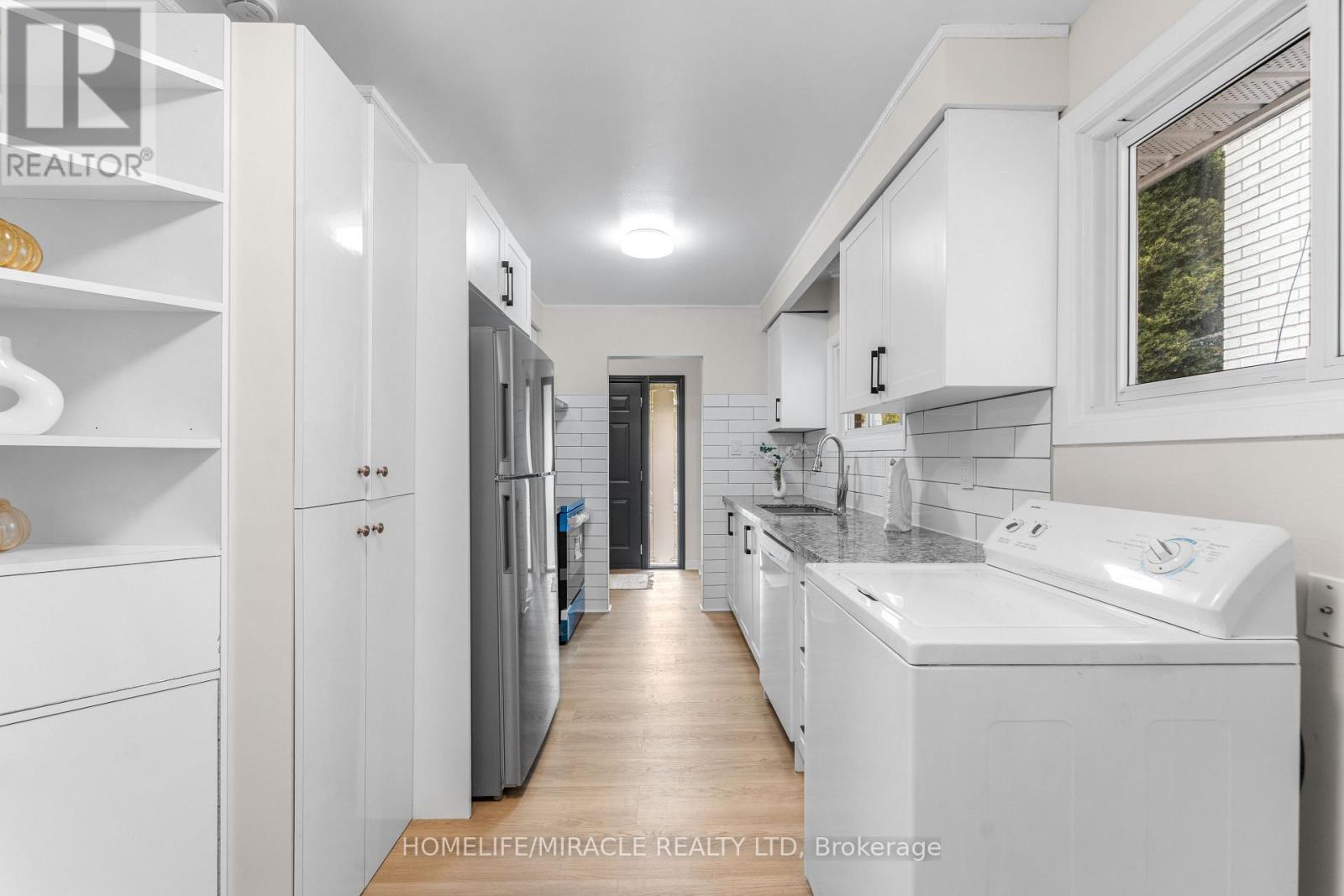 203 CENTENNIAL ROAD - 12