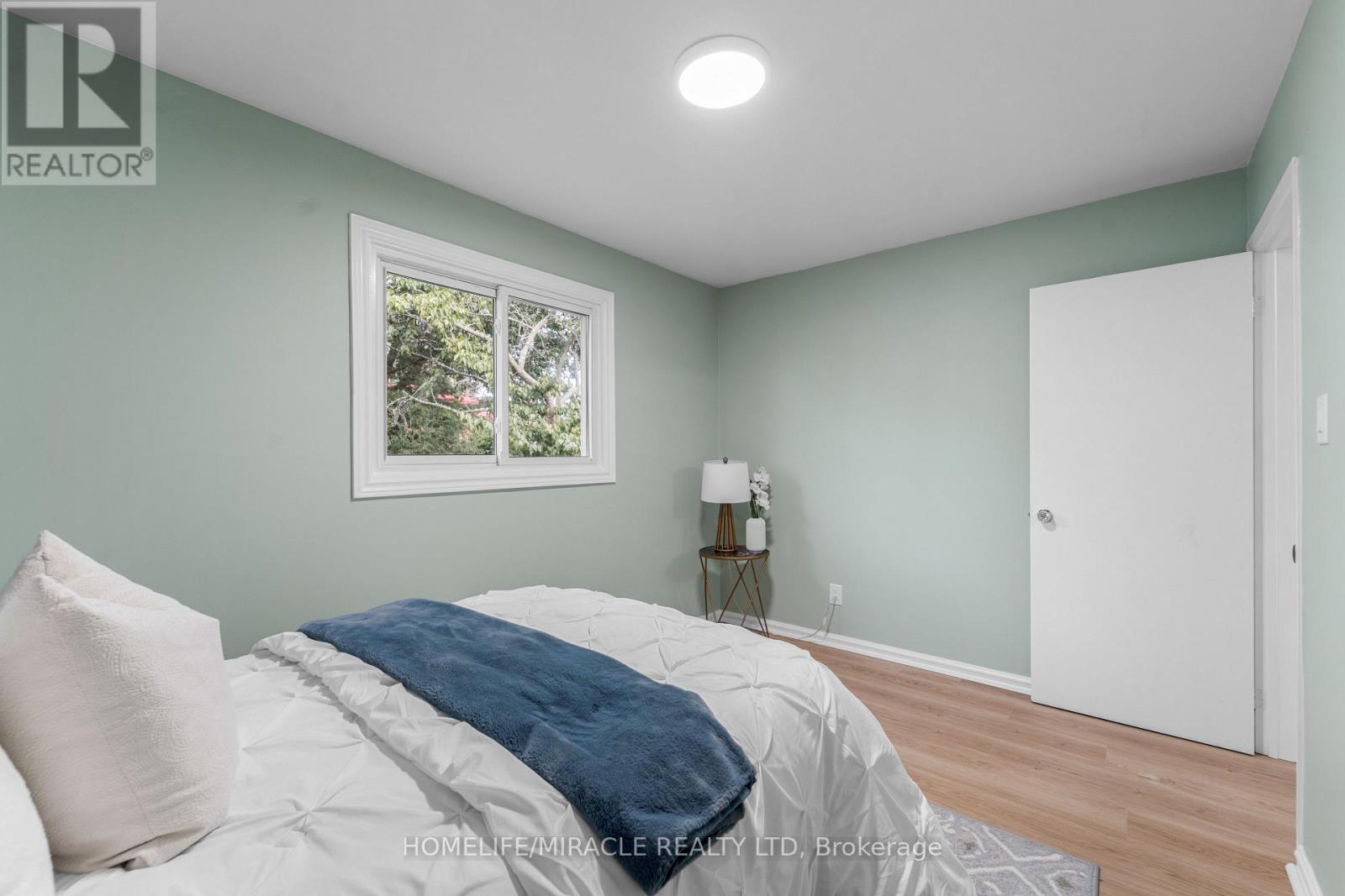 203 CENTENNIAL ROAD - 19