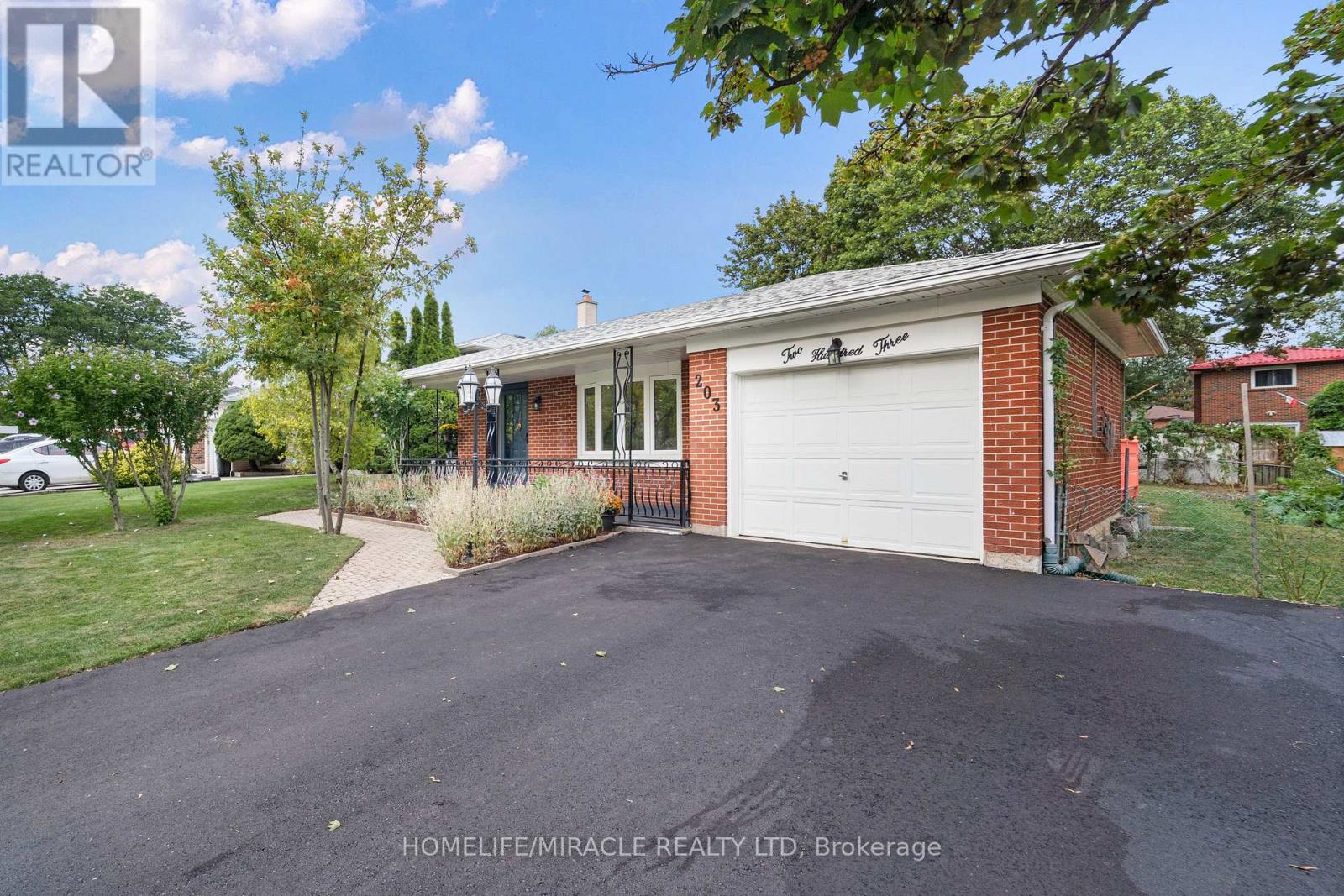 203 CENTENNIAL ROAD - 2