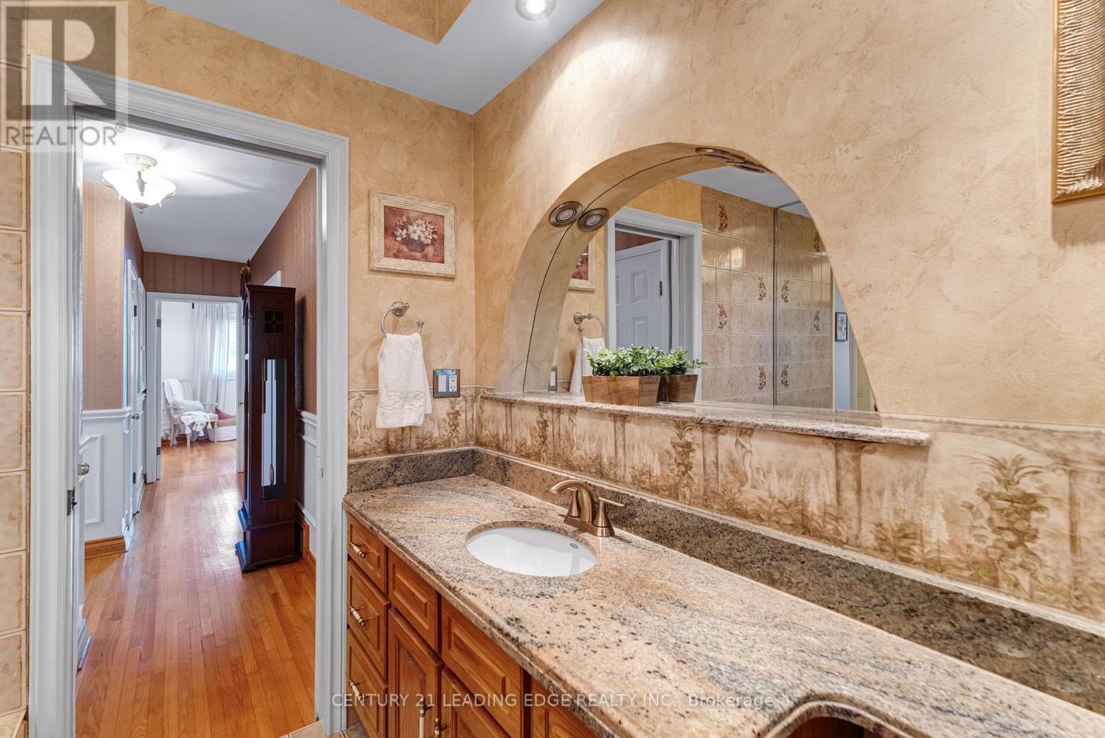39 WANTANOPA CRESCENT - Image 25