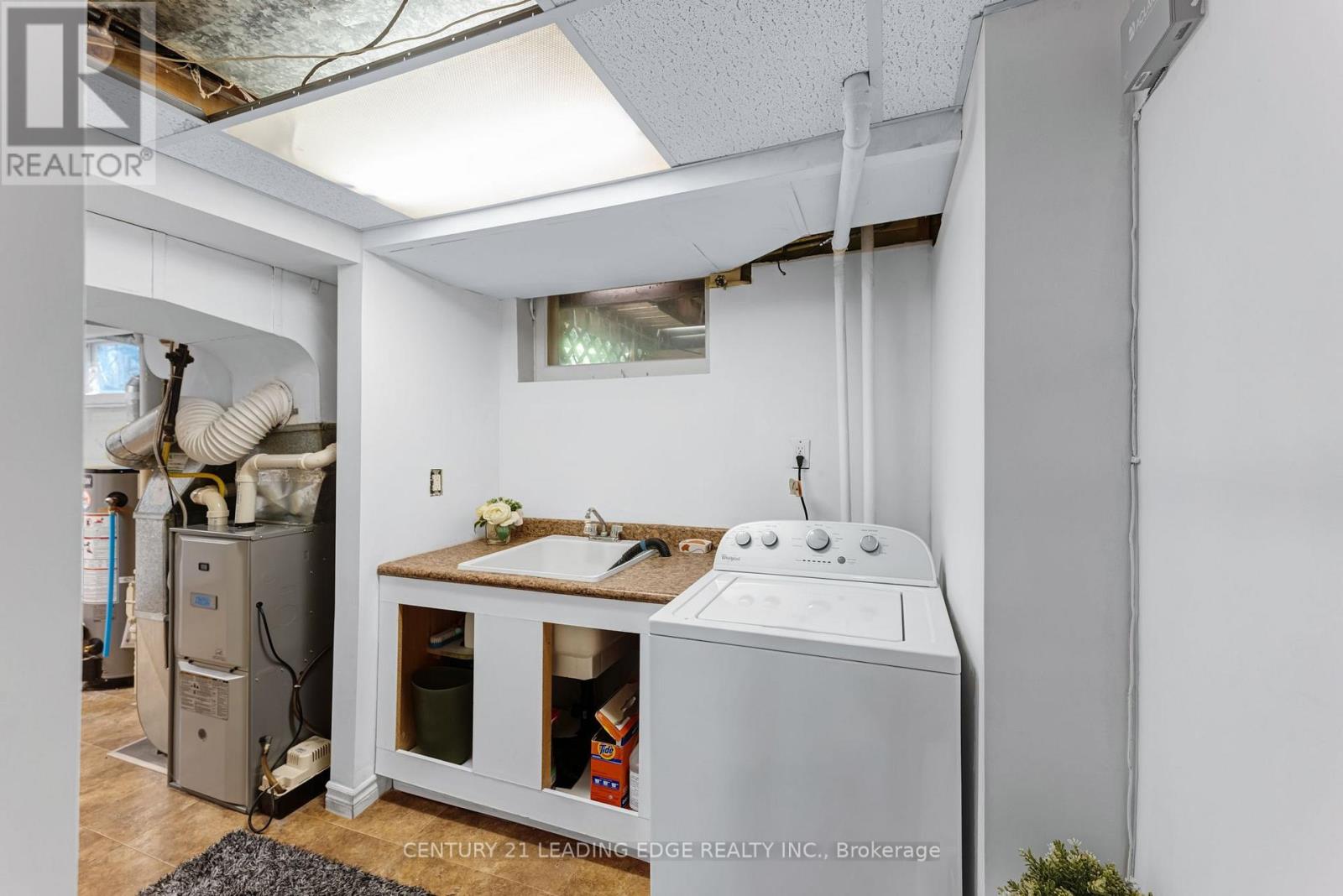 39 WANTANOPA CRESCENT - 36