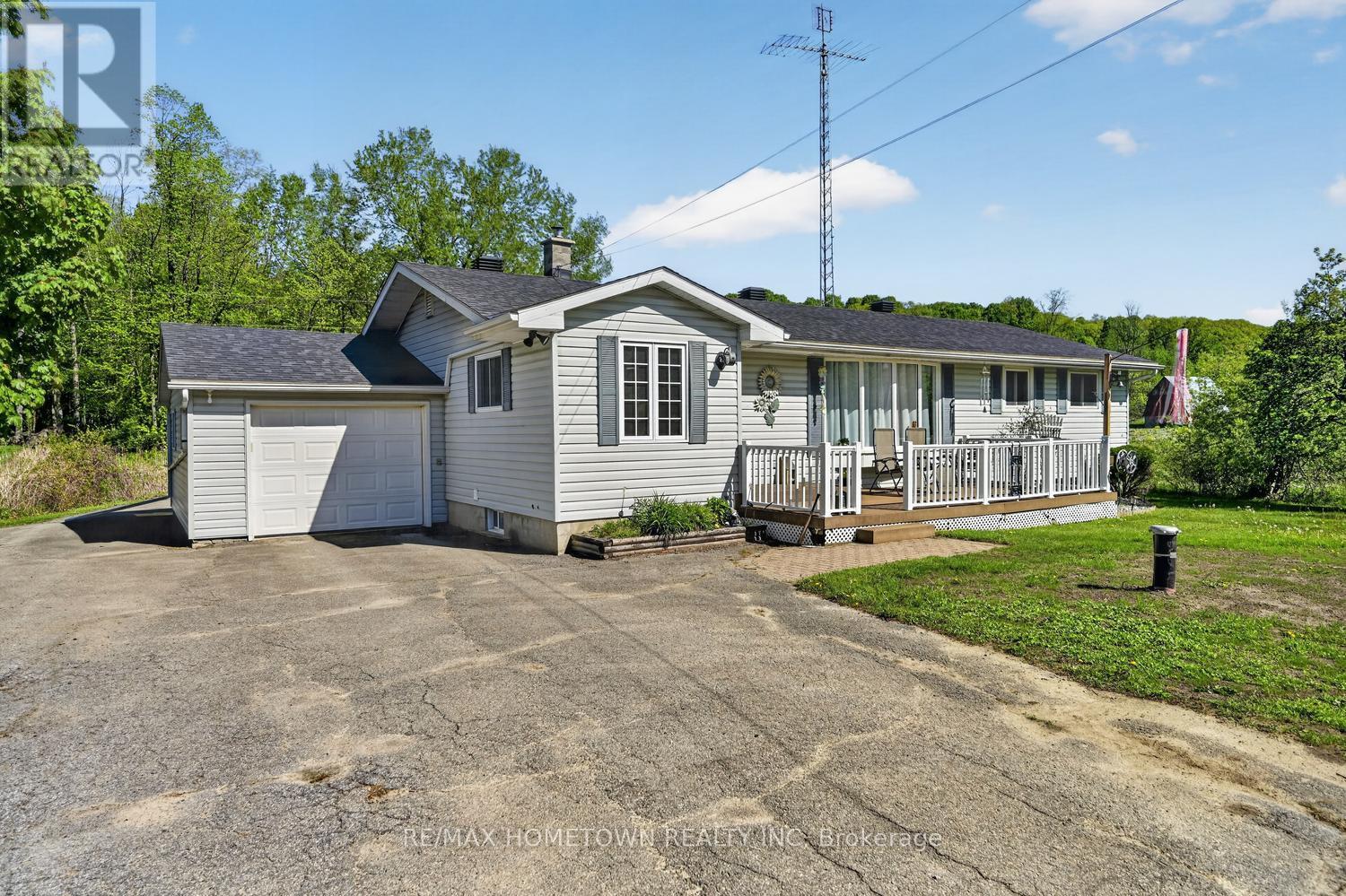 1404 HALLECKS ROAD E - Image 3