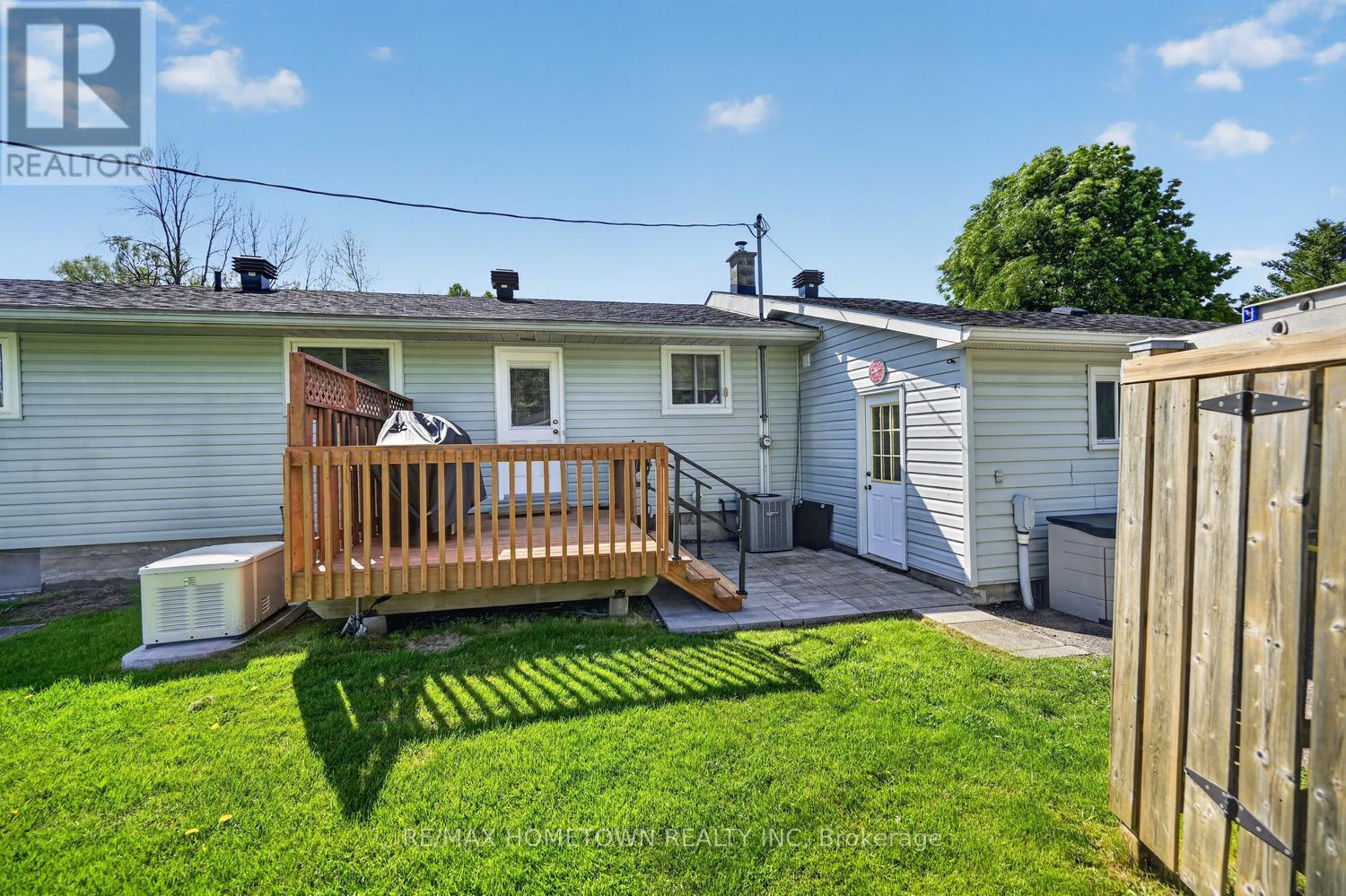 1404 HALLECKS ROAD E - Image 34