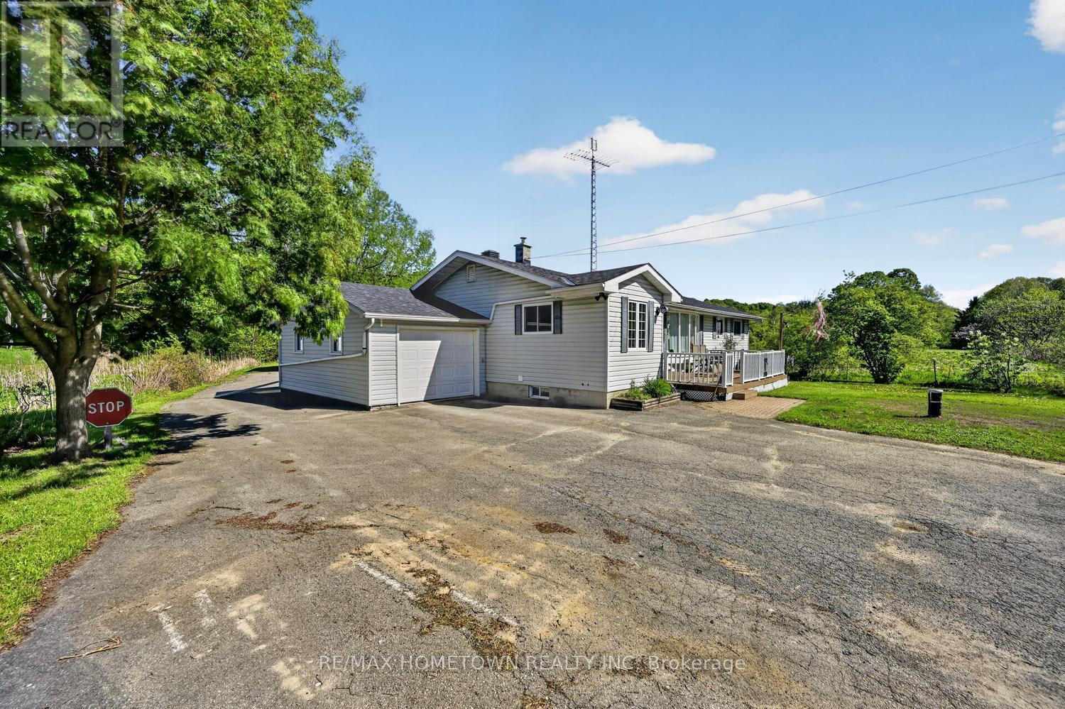 1404 HALLECKS ROAD E - Image 4