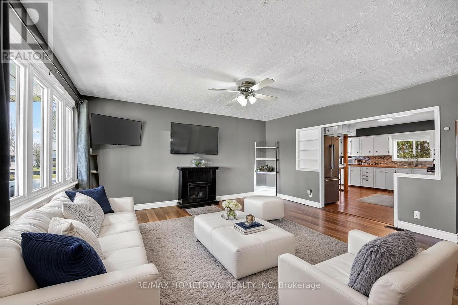 6 JANE STREET - Image 45
