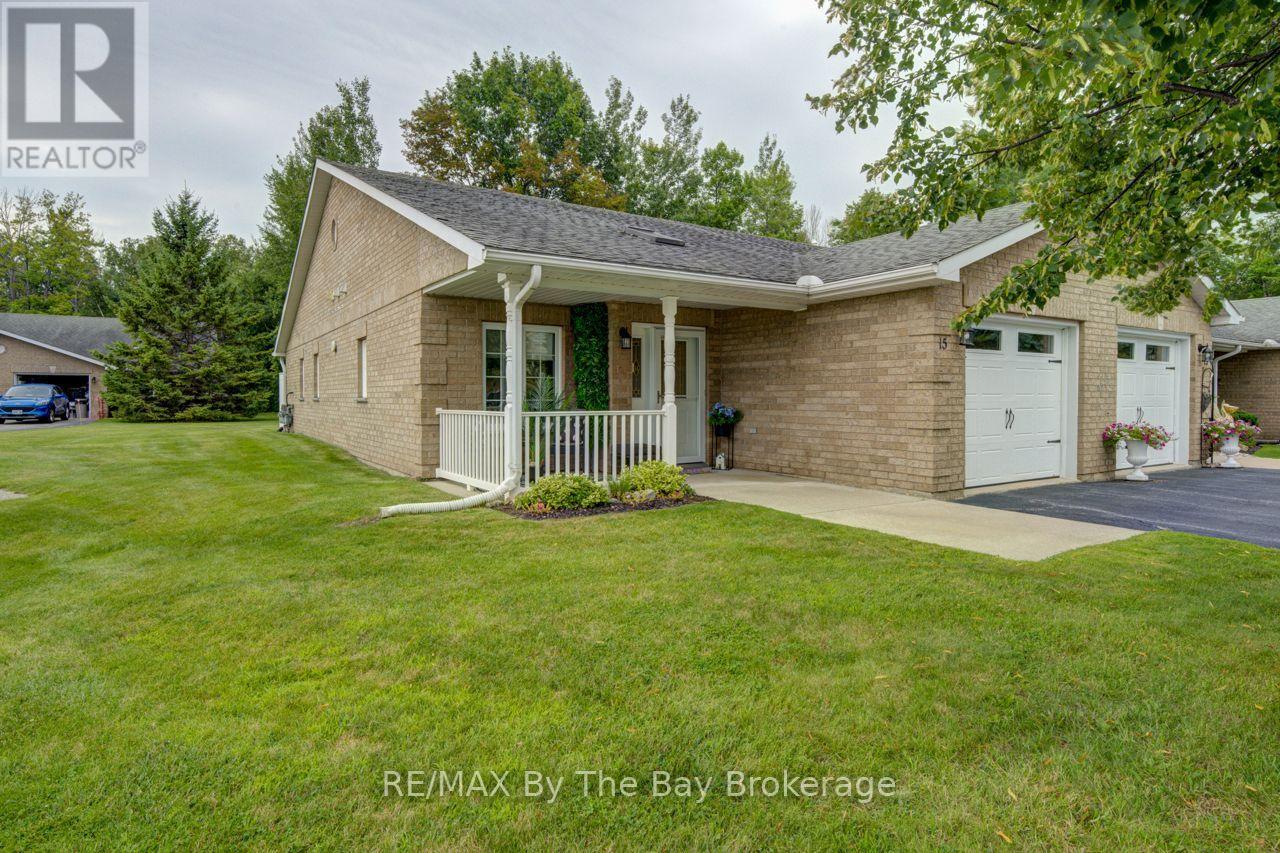 15 MEADOW LANE - 1