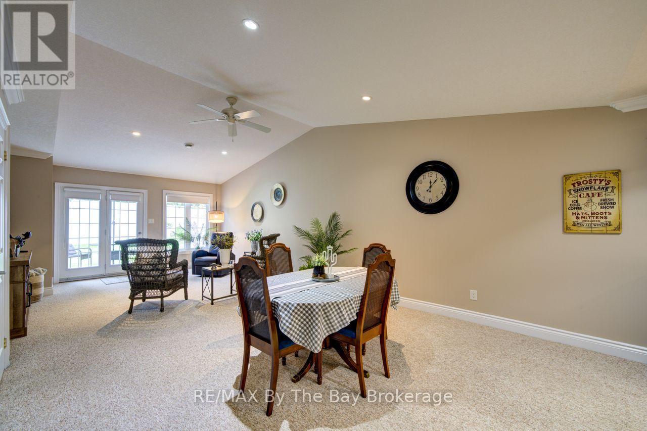 15 MEADOW LANE - Image 20