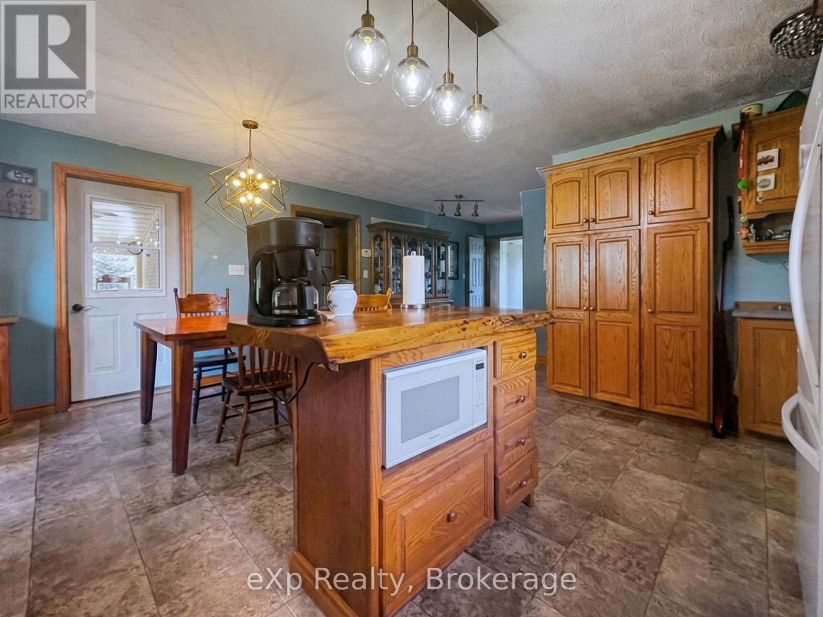 42094 SALEM ROAD - Image 17