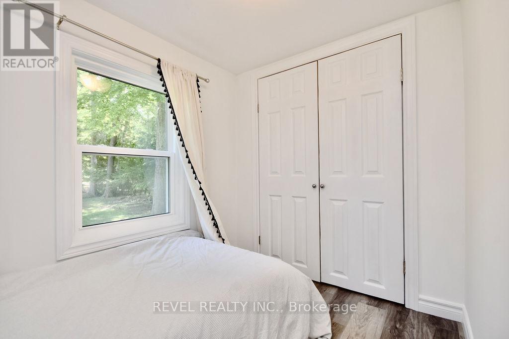 39 DOMAR ROAD - Image 19
